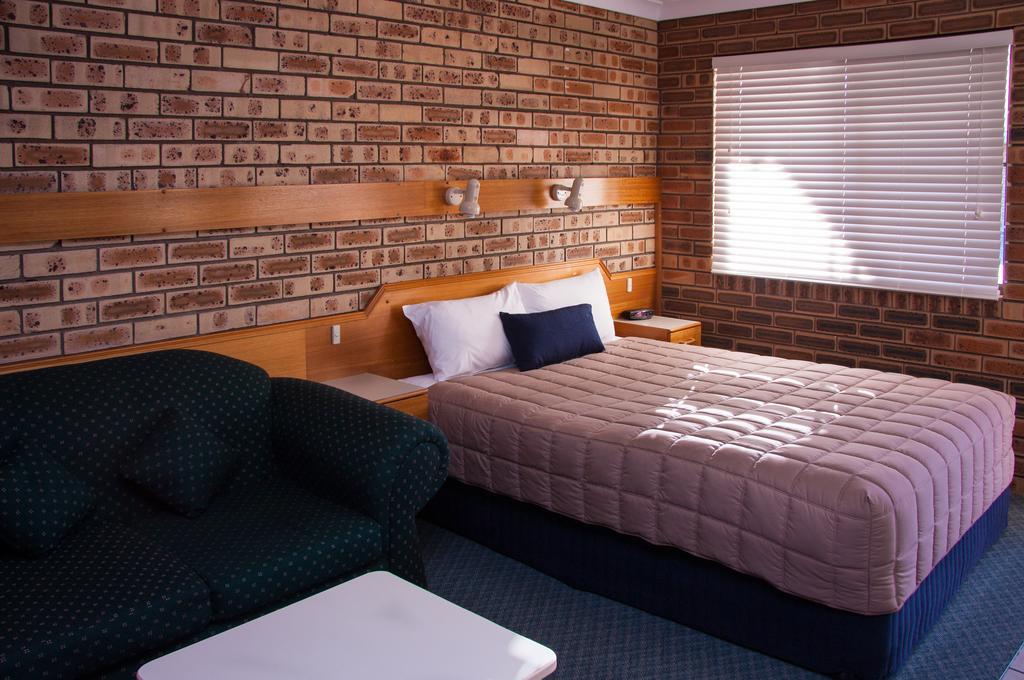 Mid Town Inn Narrabri Chambre photo