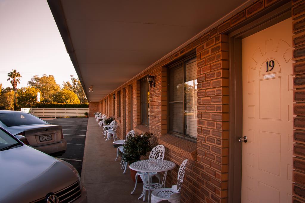 Mid Town Inn Narrabri Chambre photo