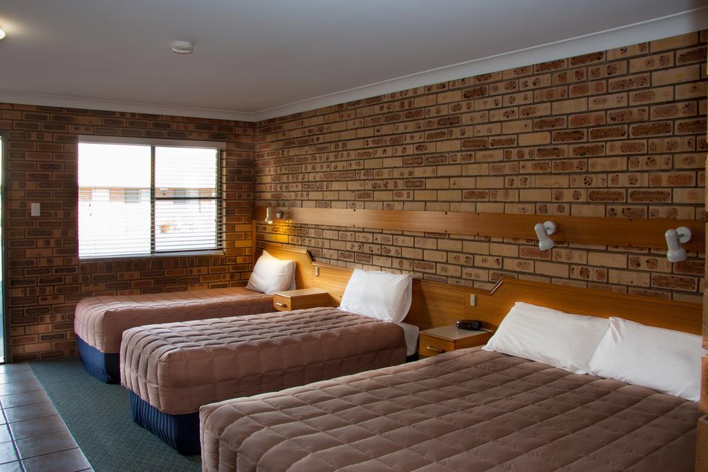 Mid Town Inn Narrabri Chambre photo