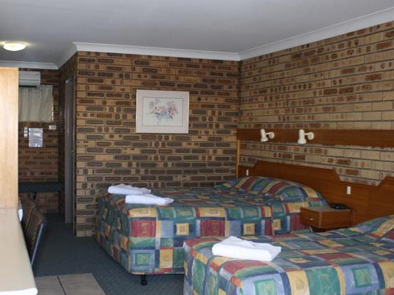 Mid Town Inn Narrabri Extérieur photo