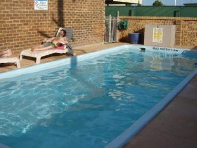 Mid Town Inn Narrabri Extérieur photo